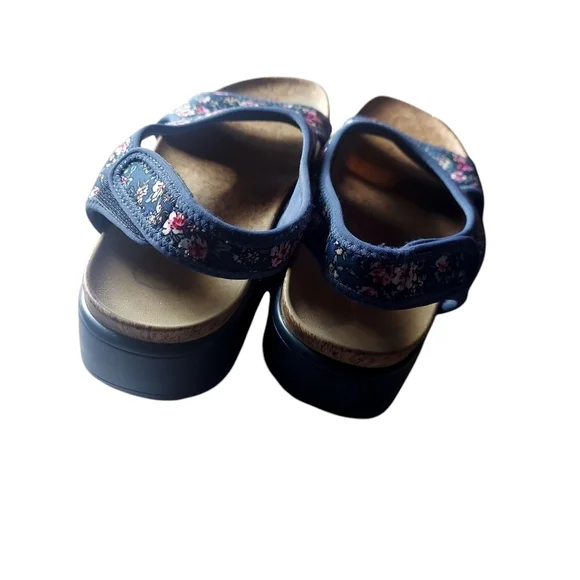 42/11 Alergria Black Floral Sandals‎ - Picture 9 of 9